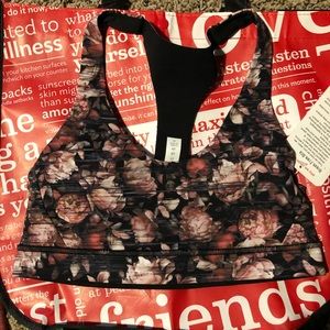 Lulu lemon sports bra
